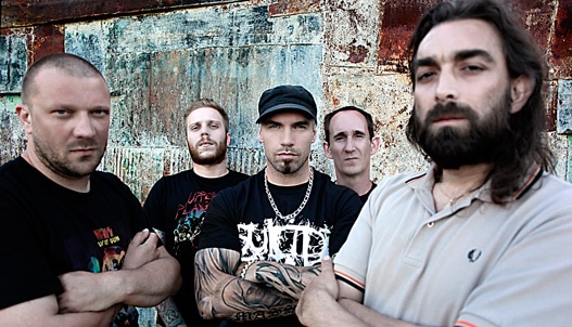 mass hysteria failles album