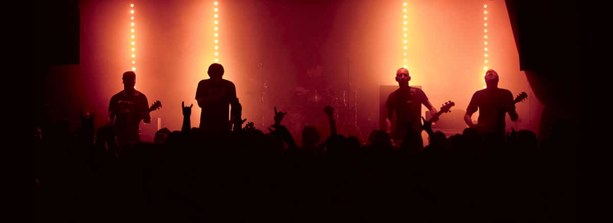 livre groupe mass hysteria