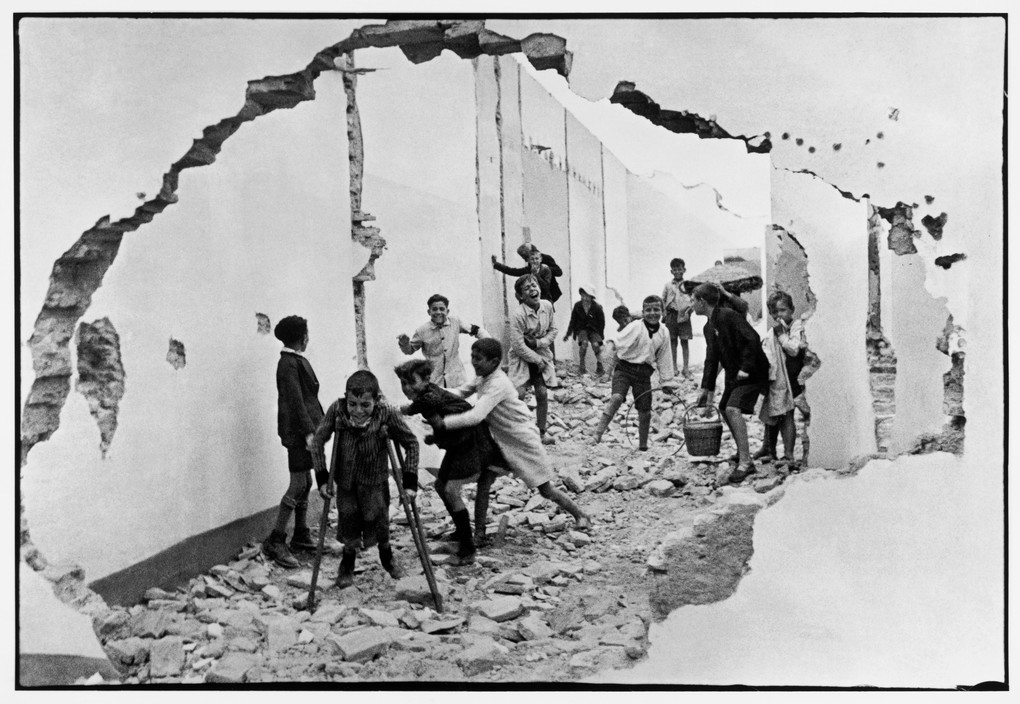 Henri Cartier Bresson famous photos