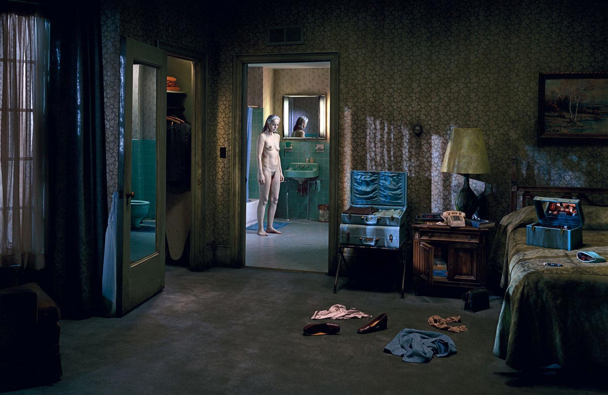 GREGORY CREWDSON GREGORY CREWDSON