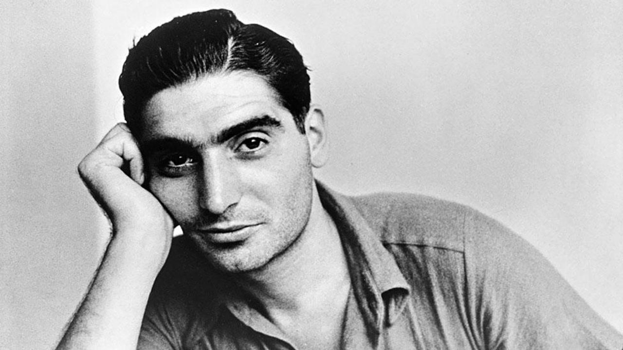 robert capa photos
