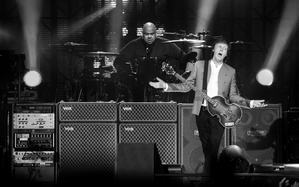 Scène de concert : 5 éléments clés pour vivre une expérience mémorable Scène de concert