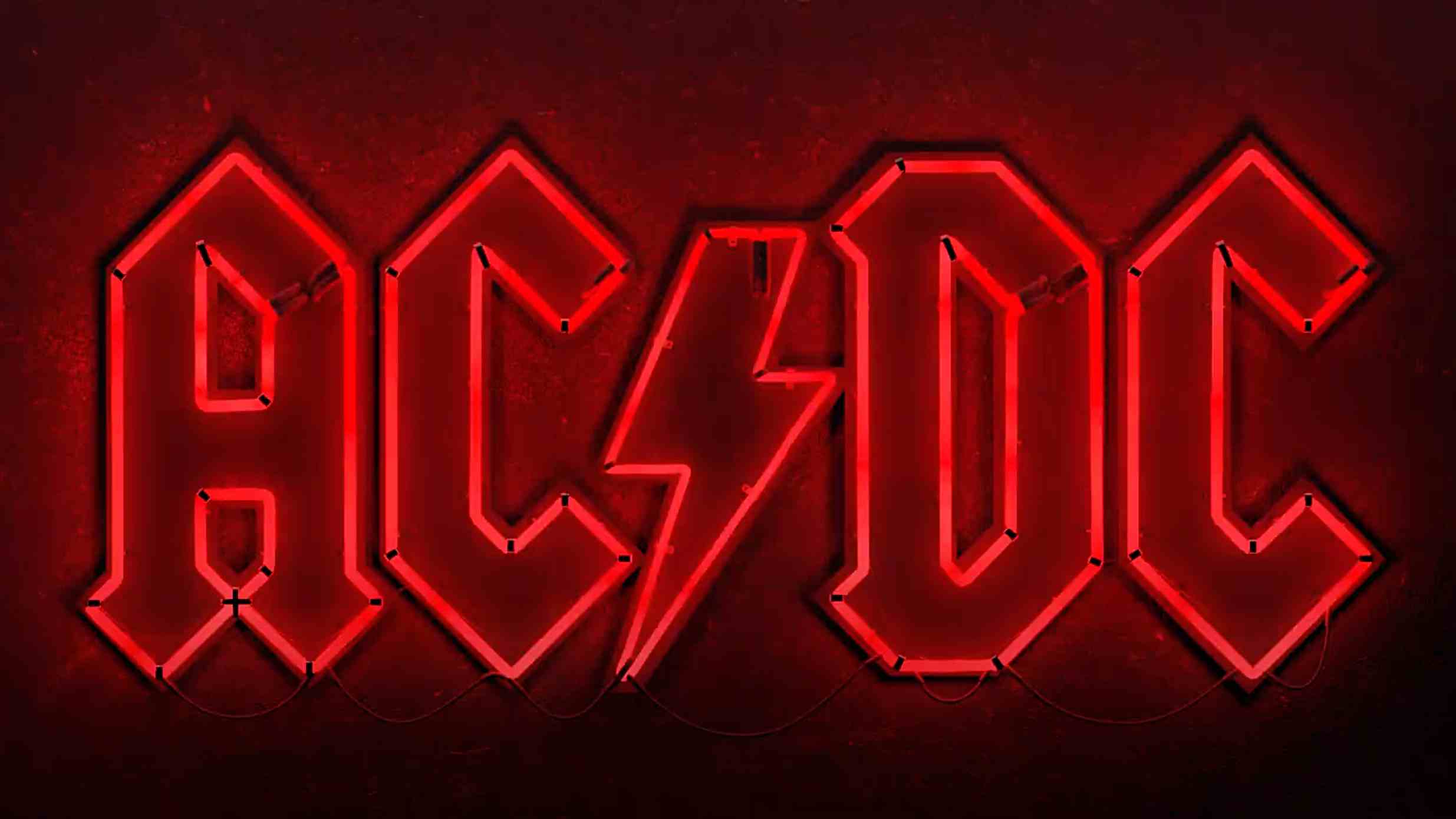 AC/DC Power Up