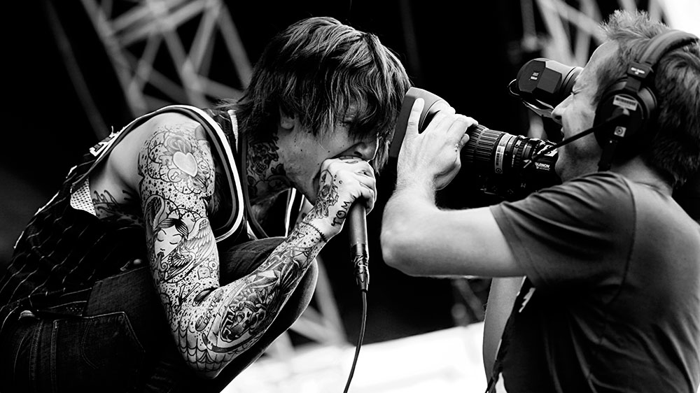 Bring Me The Horizon - photo credit Eric CANTO BMTH