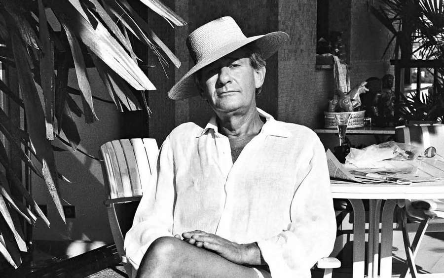helmut newton magazine