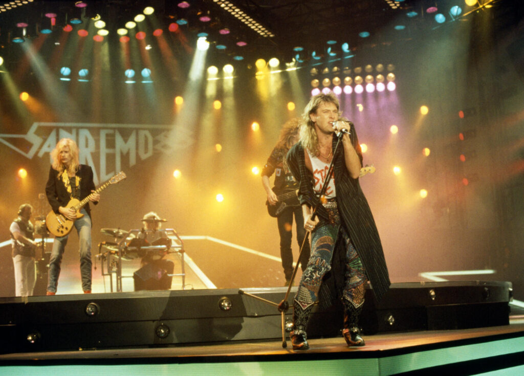 Def Leppard: leur voyage passionnant, émouvant/ Def Leppard
