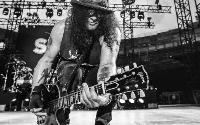 Slash, guitariste iconique aux 40 ans de carrière