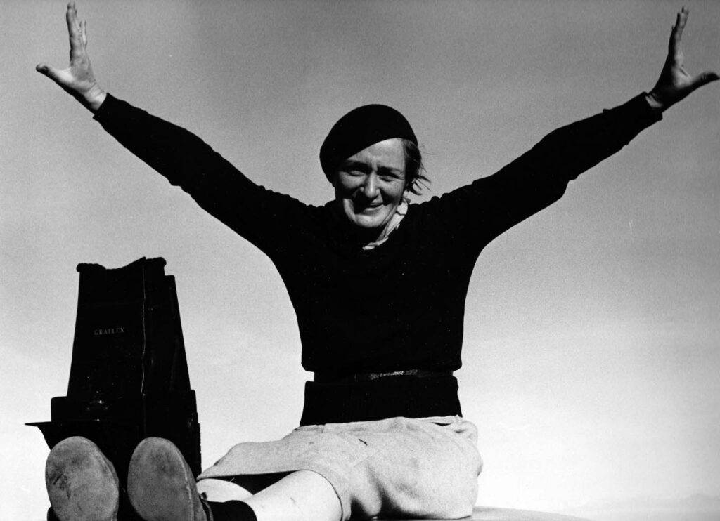 Dorothea Lange, photographe engagée 1895-1965 portrait de dorothea lange joyeuse